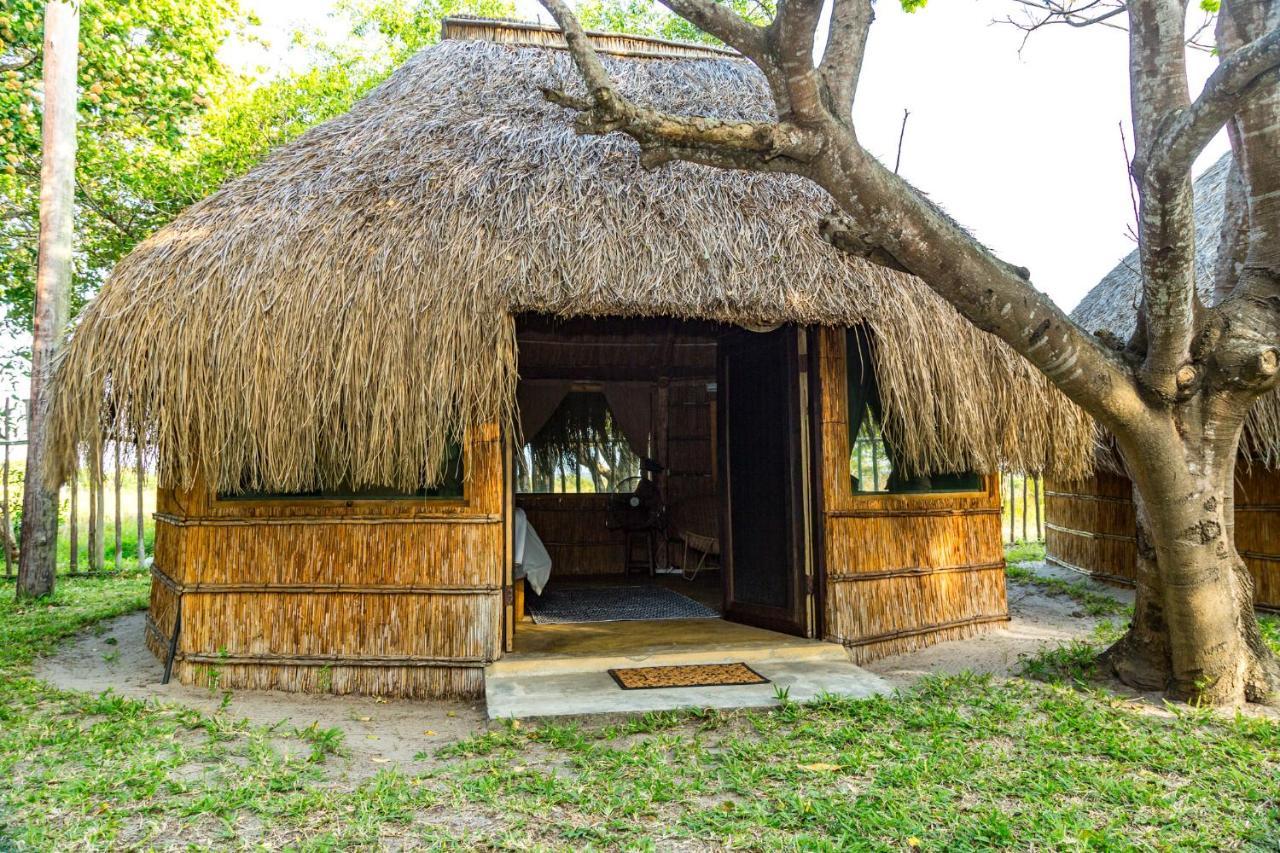 Manico Camp Hotel Inhaca Bagian luar foto